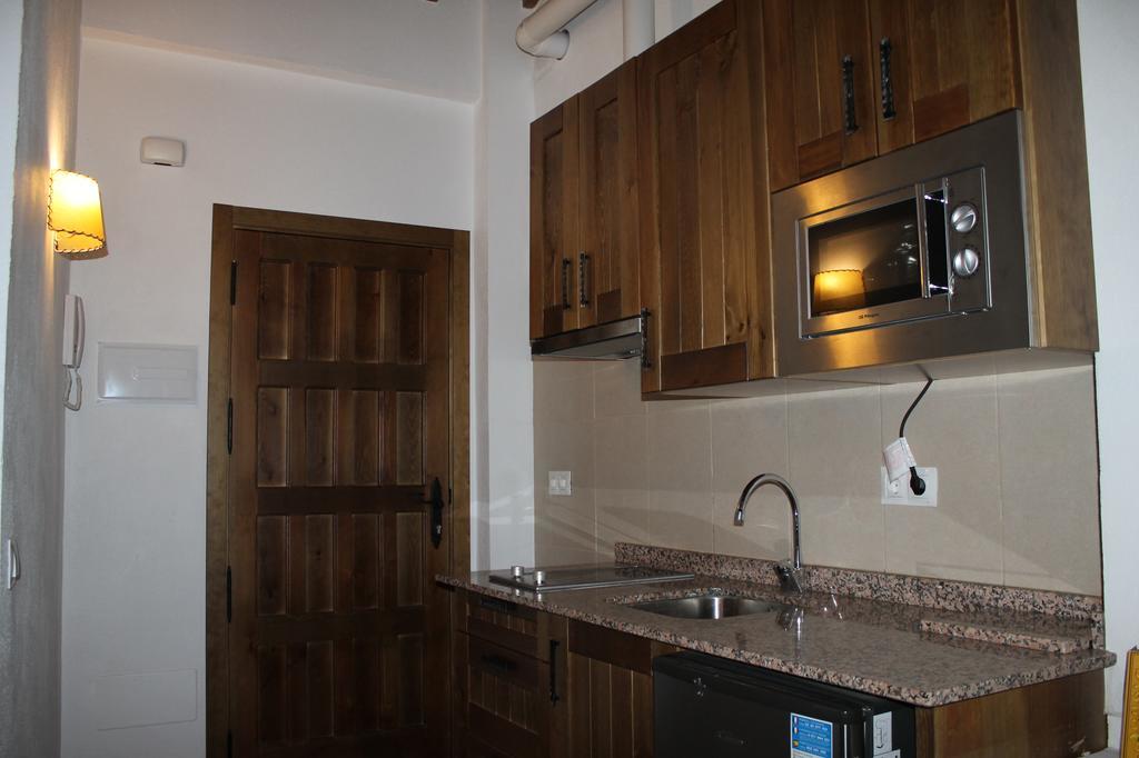 Apartamentos Real Fabrica Hojalata Júzcar Zimmer foto